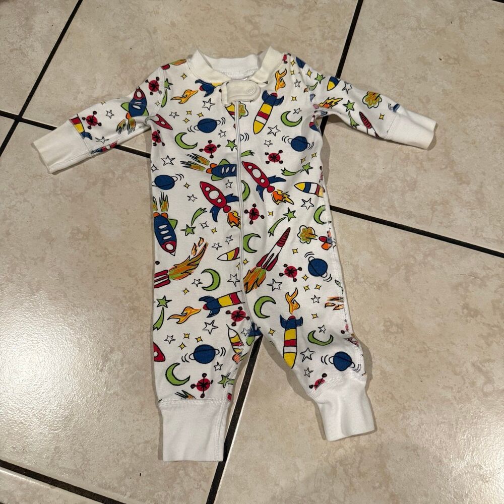 Hanna Anderson space pajamas